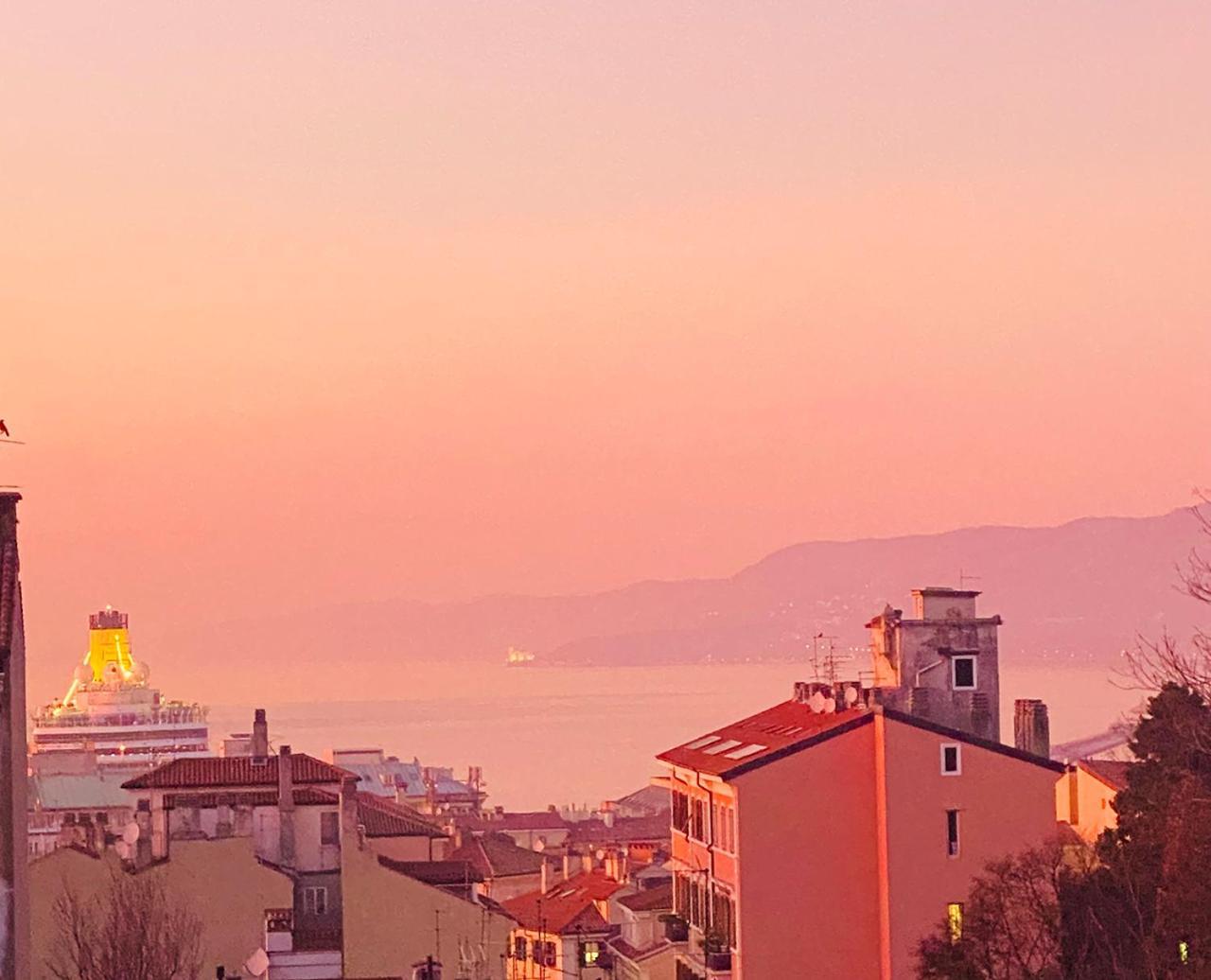 Blucavana, Casa Vacanze In Centro A Τεργέστη Εξωτερικό φωτογραφία